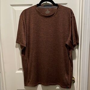 Prana crew breathe performance shirt